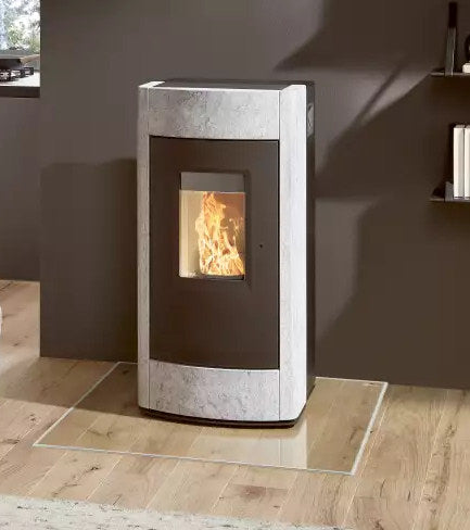 RIKA Pelletofen Revo II mit Specksteinverkleidung (2,5-8kW)